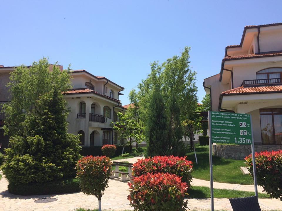 Къща За Гости Мускат 2 Aheloi Exterior foto