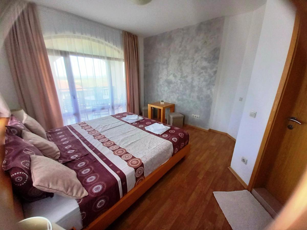 Къща За Гости Мускат 2 Aheloi Exterior foto