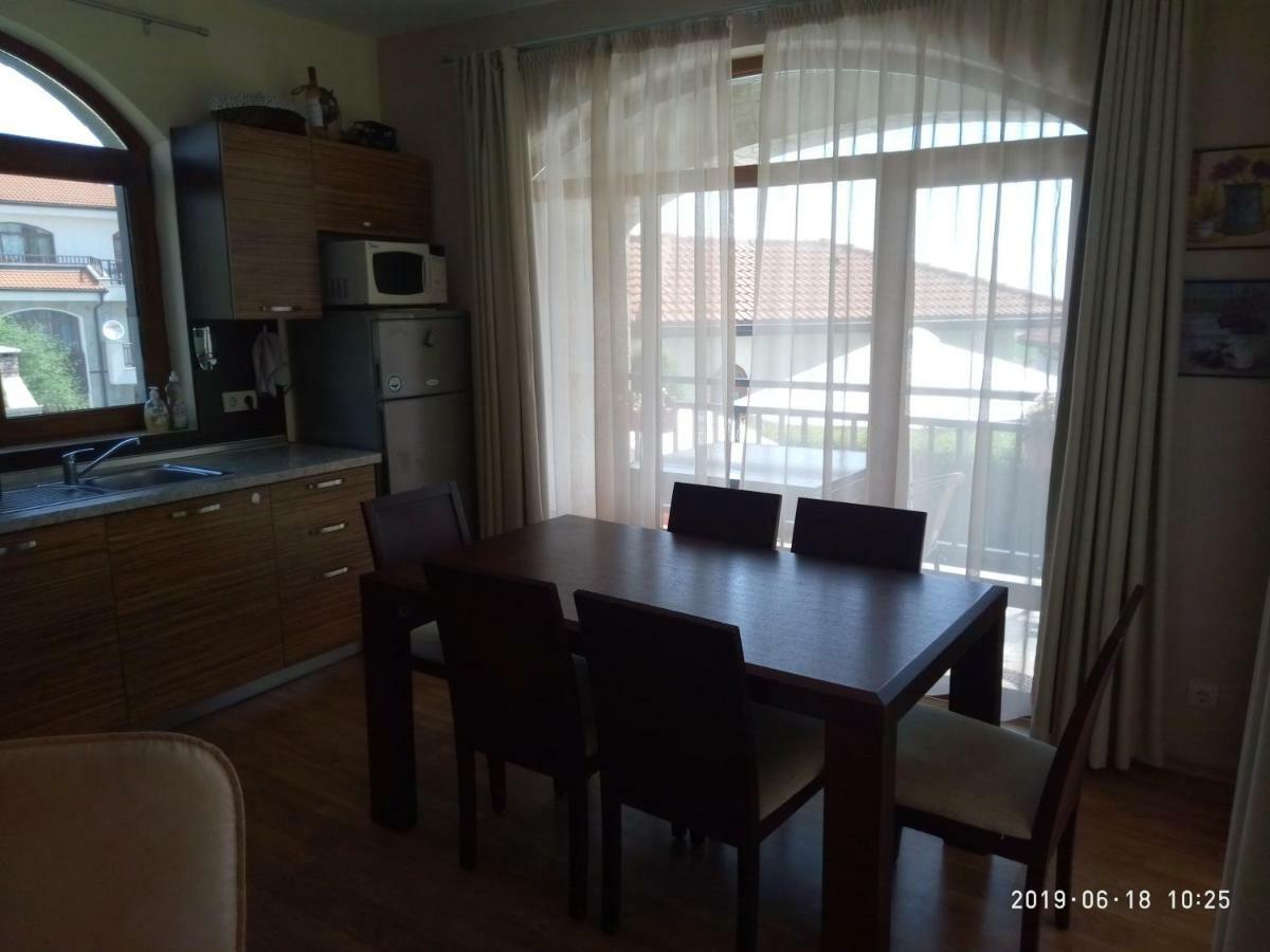 Къща За Гости Мускат 2 Aheloi Exterior foto